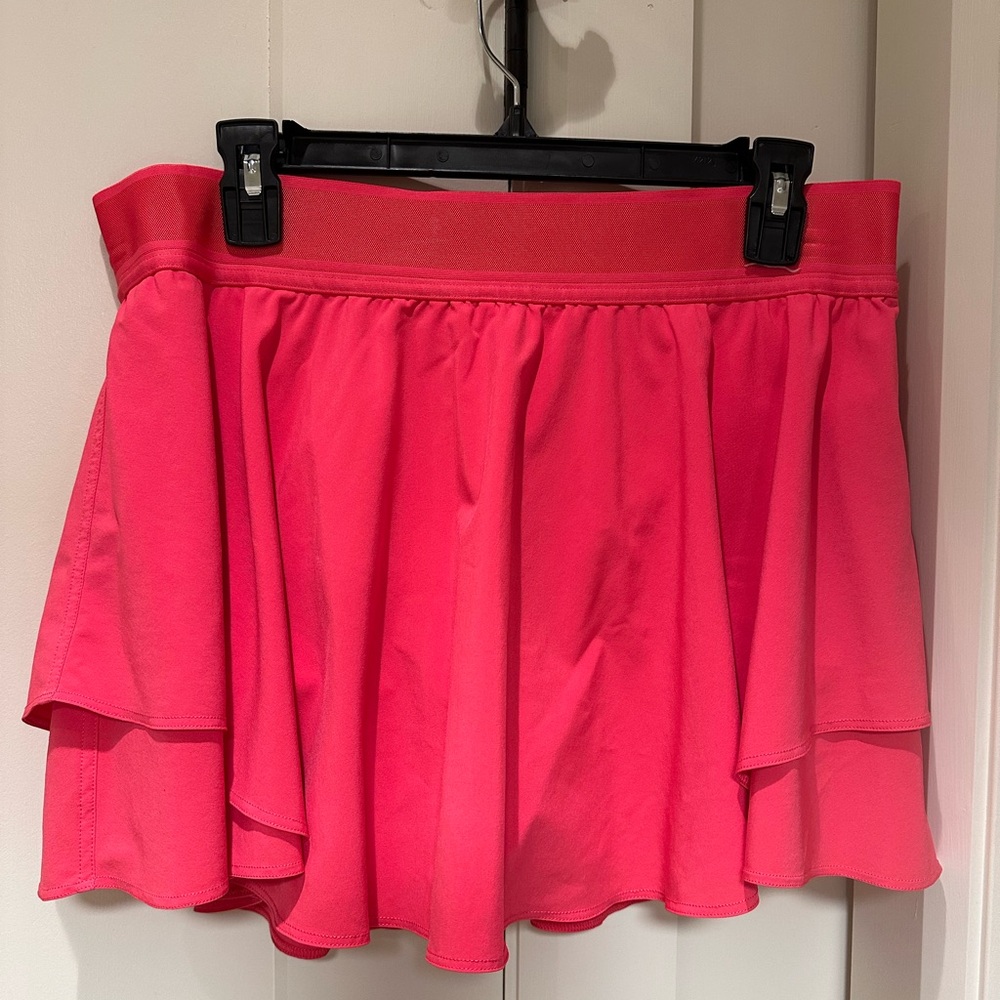 NWOT Lululemon double layer flowy tennis skort
